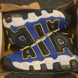 Nike air more uptempo